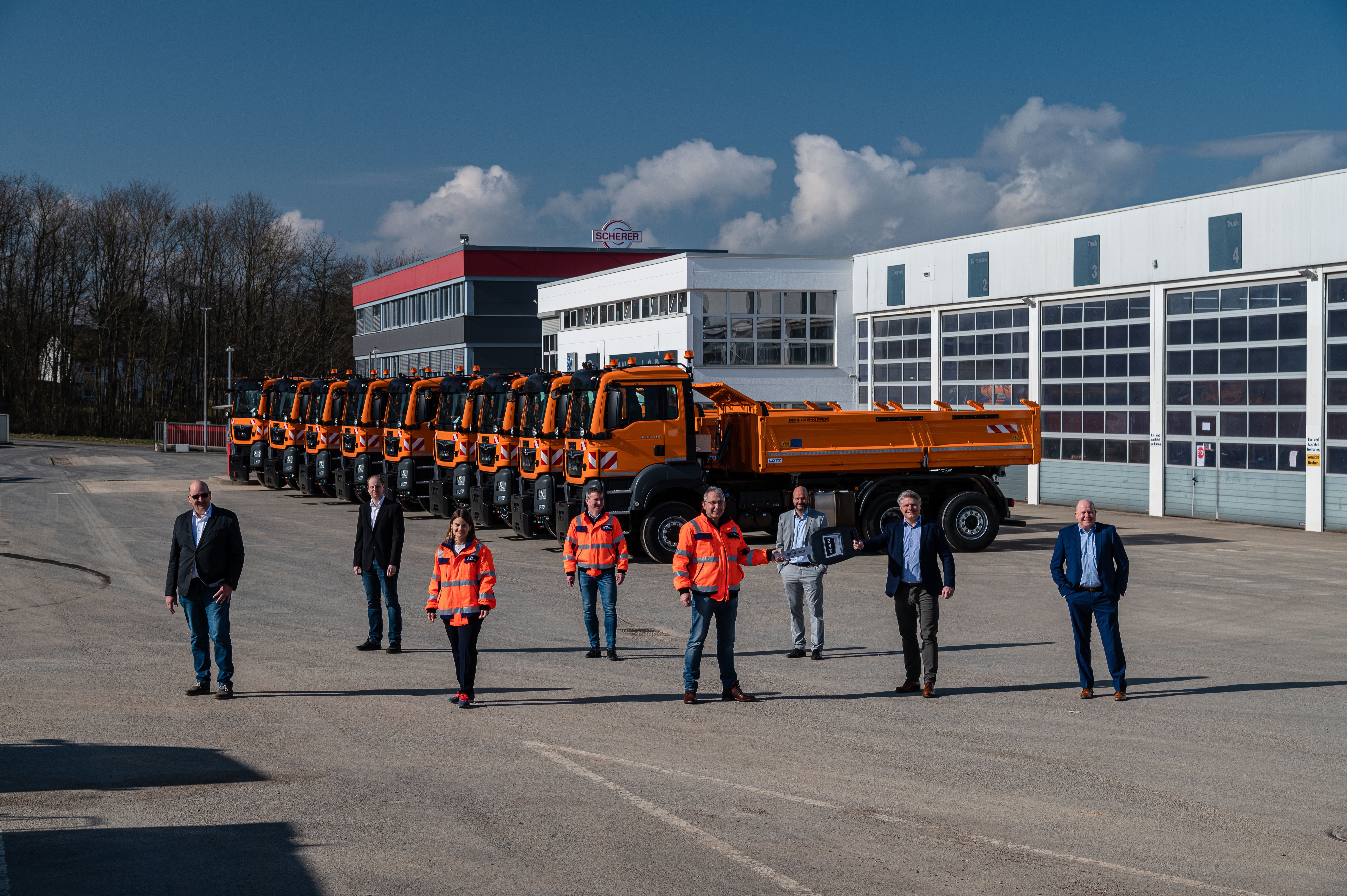 Scherer_NF_Team_Orange_02.jpg